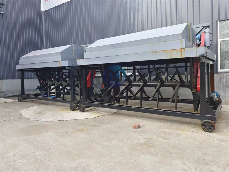 济宁有机肥液压槽式翻抛机与其他有机肥设备的区别