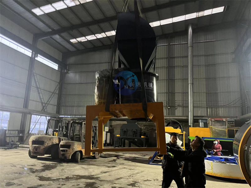 加高式立式粉碎机发货现场