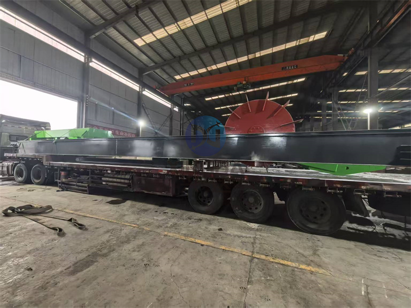 鸭粪有机肥生产线设备发货